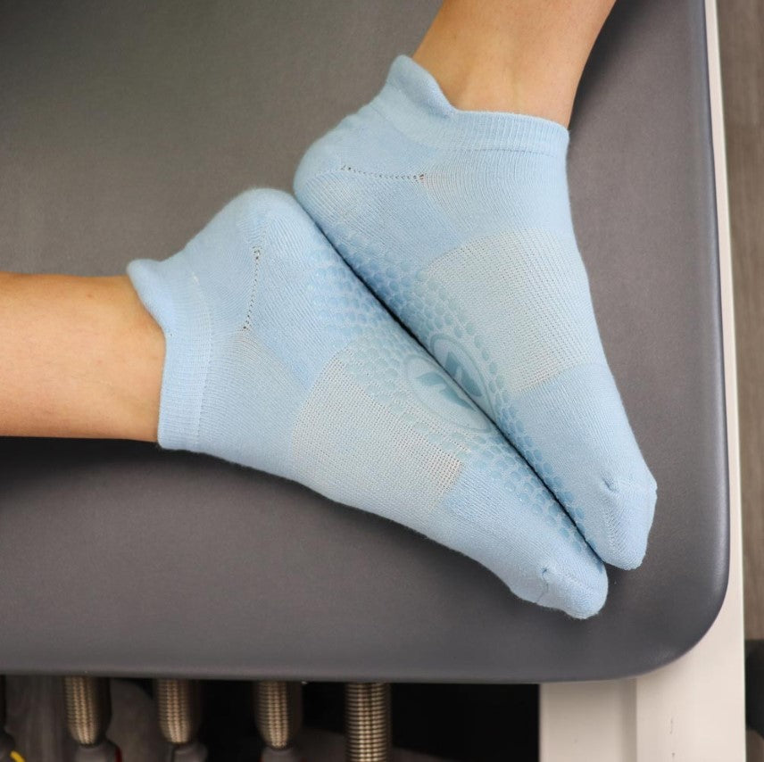 RESISTA Pilates Grip Socks - Alaskan Sky